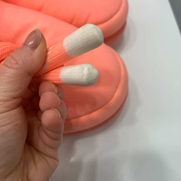 UGG CLASSIC MAXI SHORT SWEETHEART BOOTS - Picture 9 of 11